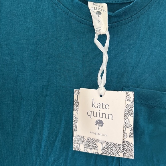 New Kate Quinn Girls Top - Picture 2 of 4